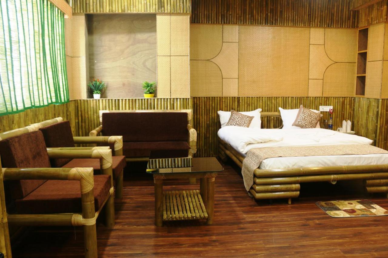 Hotel Himalaya อการ์ตาลา ภายนอก รูปภาพ