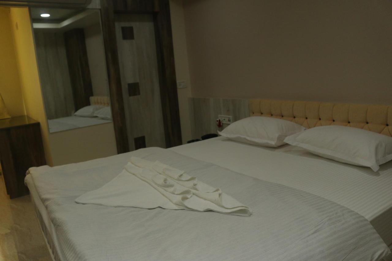 Hotel Himalaya อการ์ตาลา ภายนอก รูปภาพ